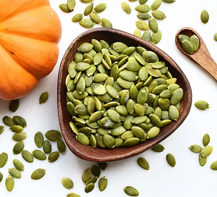 Bowl-of-pumpkin-seeds