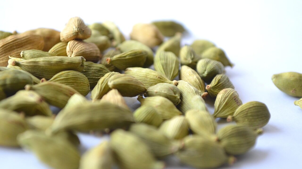 green cardamom