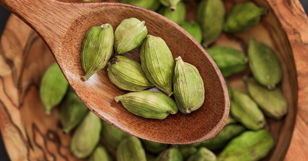 green cardamom